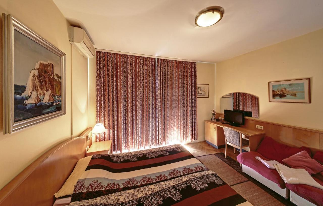 Apartment Vala